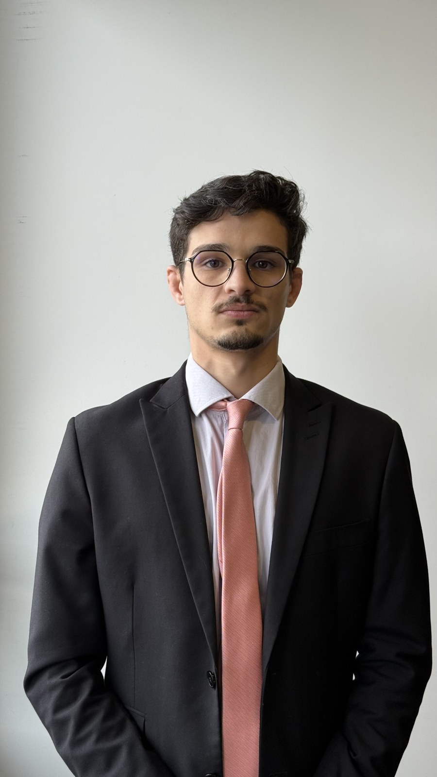 Matheus Cordeiro Distler, advogado responsável
